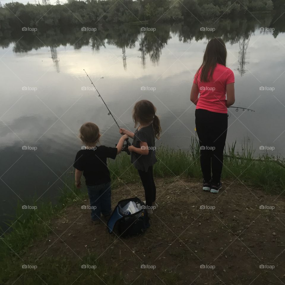 Three little fishin' folks