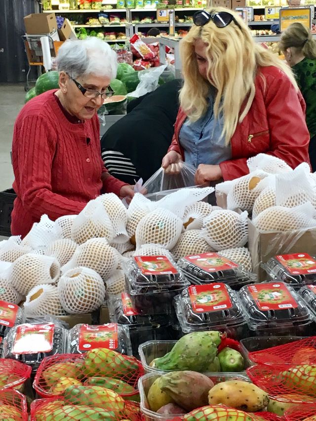 Fruit shopping