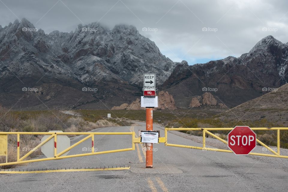 Sign post entrance state monument. 