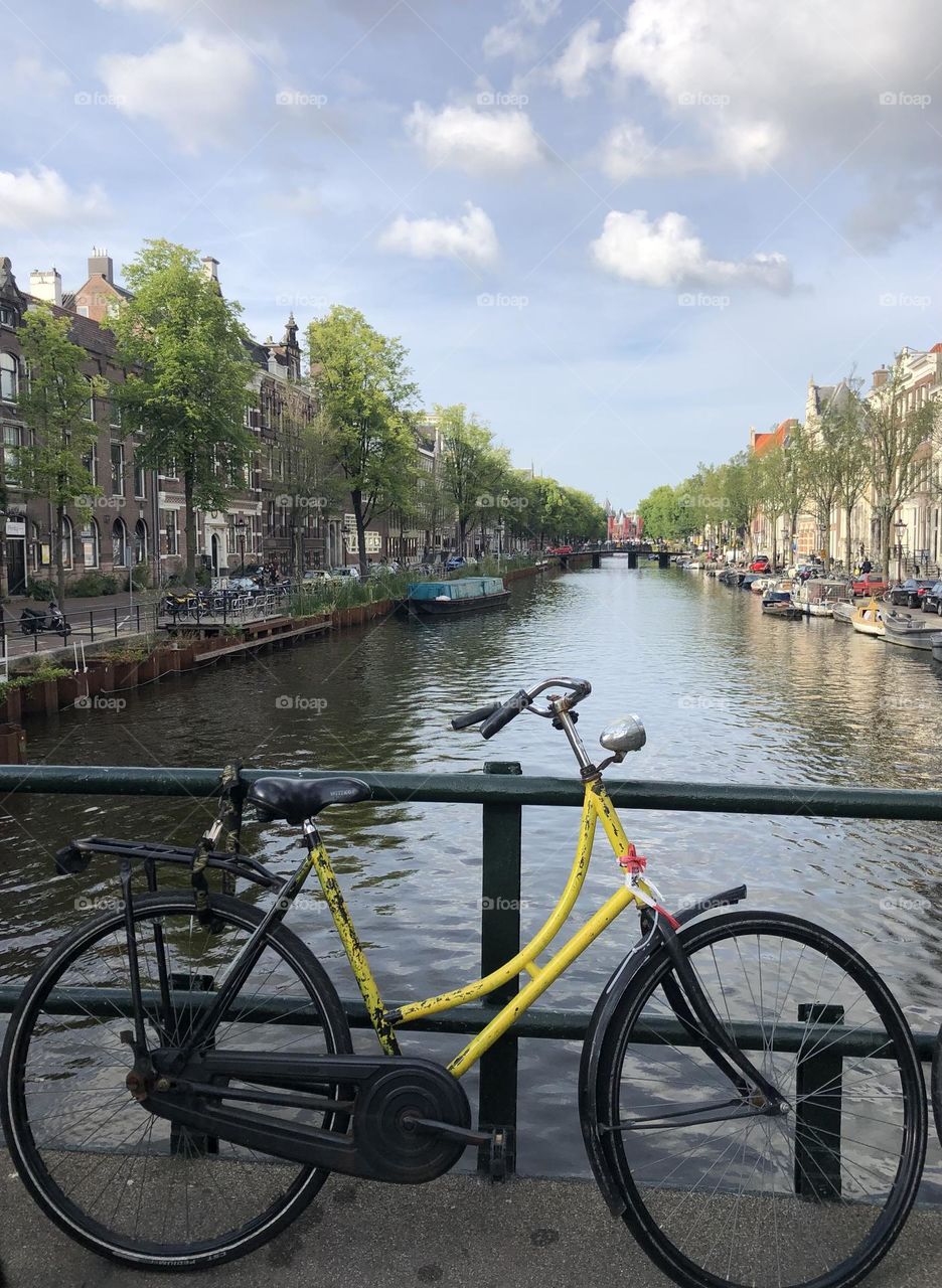 Bike pelos canais de Amsterdā. Holanda. 🇳🇱