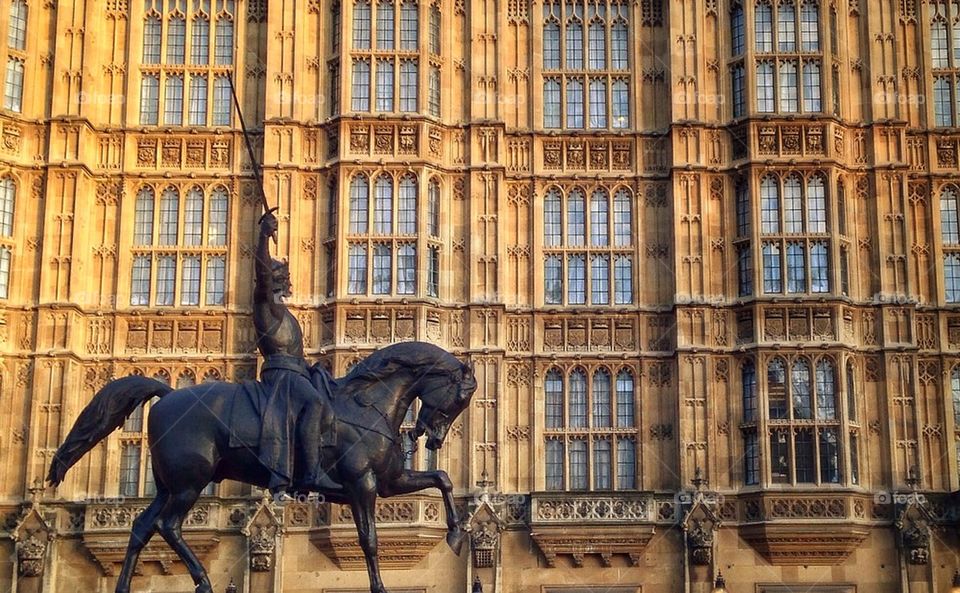 london architecture victorian knight by lateproject