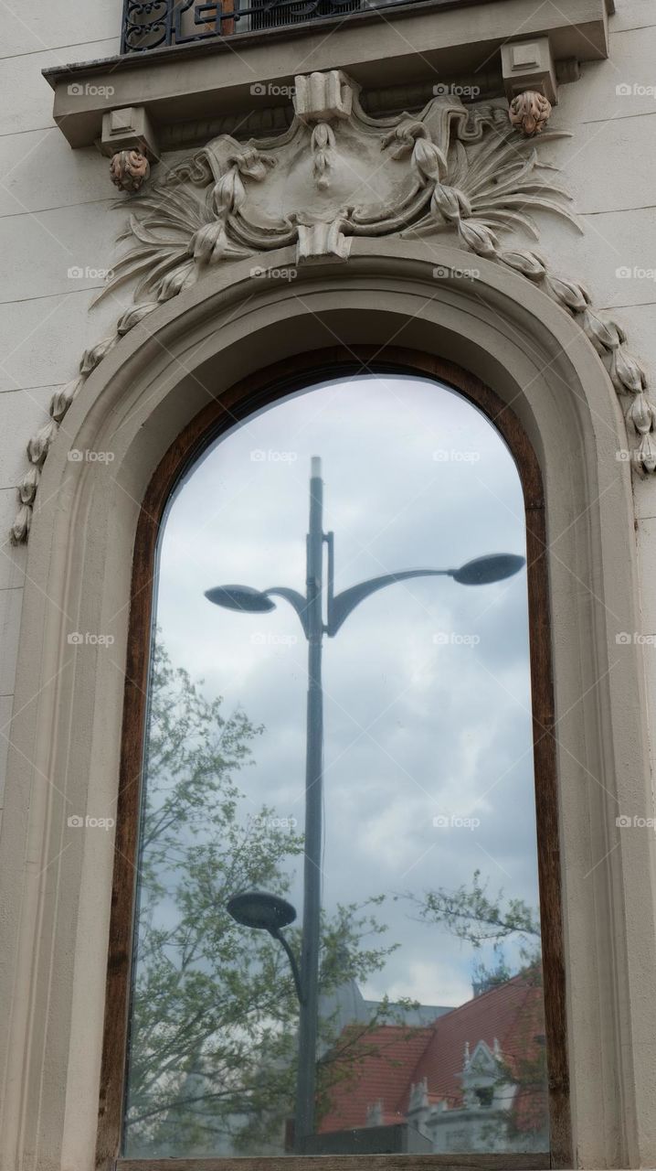 Street lamp Reflection