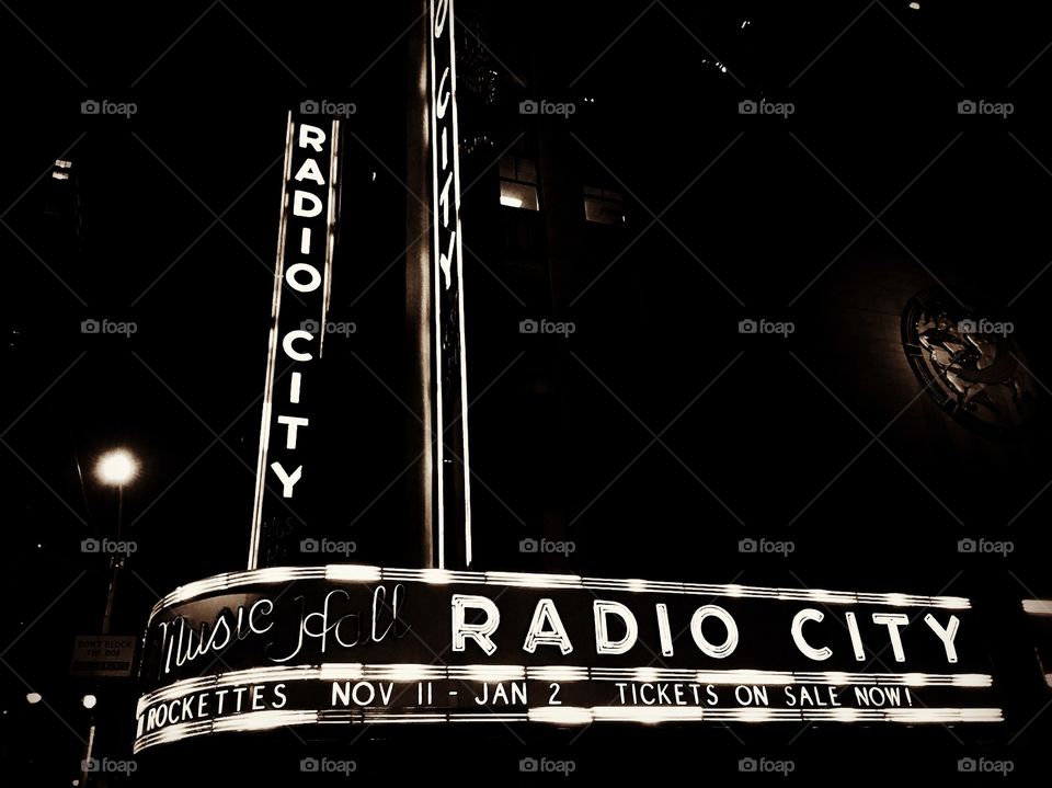 The iconic facade of the radio music hall in New York 