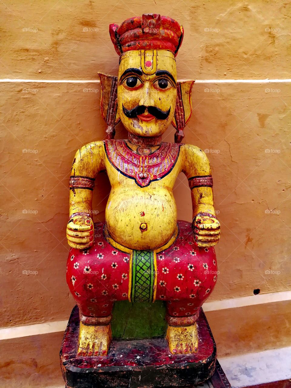 Mobile photography by honor 6x, Statue placed in Amer Fort in Jaipur Rajashthan India, This Statue resembles the Rajasthani Colours, Dress.