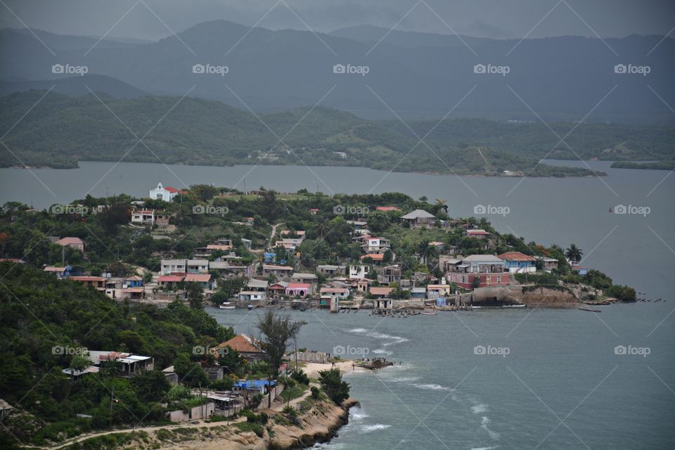 Cities and countrysides - Foap Missions - community in Havana de Cuba surrounded by the bay and the El Morro Fort