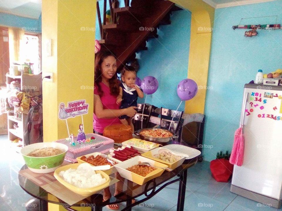 Congratulations to my partner Arlieth on putting on a 1st birthday in the Philippines for our daughter Mary.