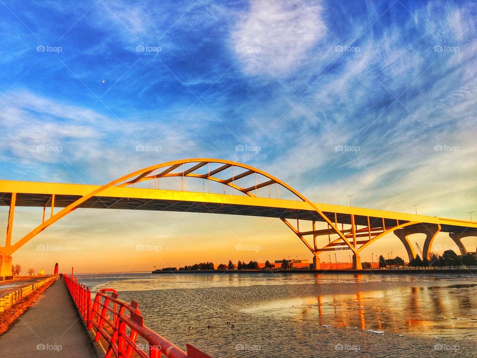 Scenic view of Milwaukee bridge, Wisconsin