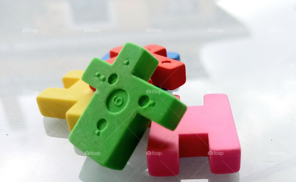 Puzle colores reflejo casa