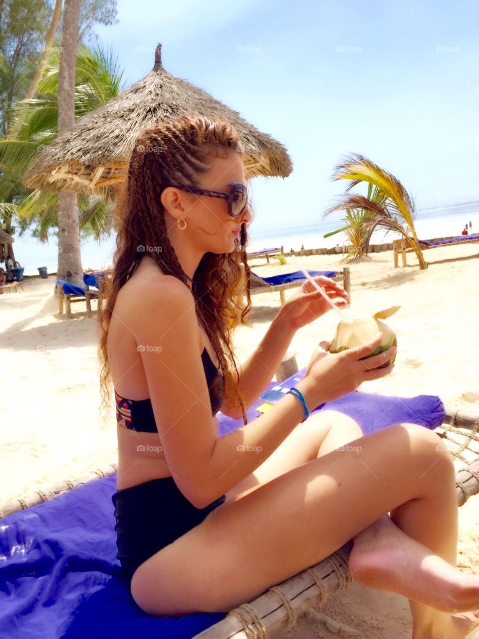 Relaxing in Zanzibar with coconut, sun and perfect view 