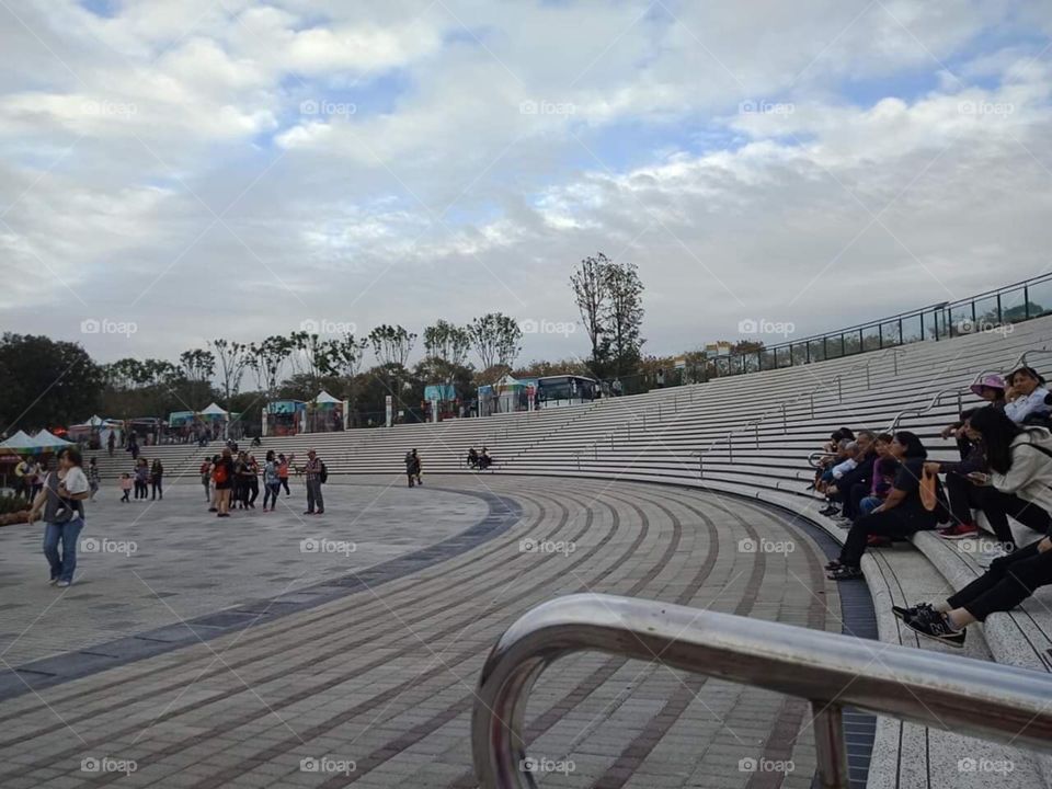 Massive Park -waiting area