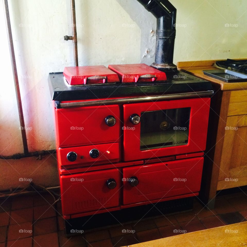 Stove, Furniture, Room, Cabinet, Oven