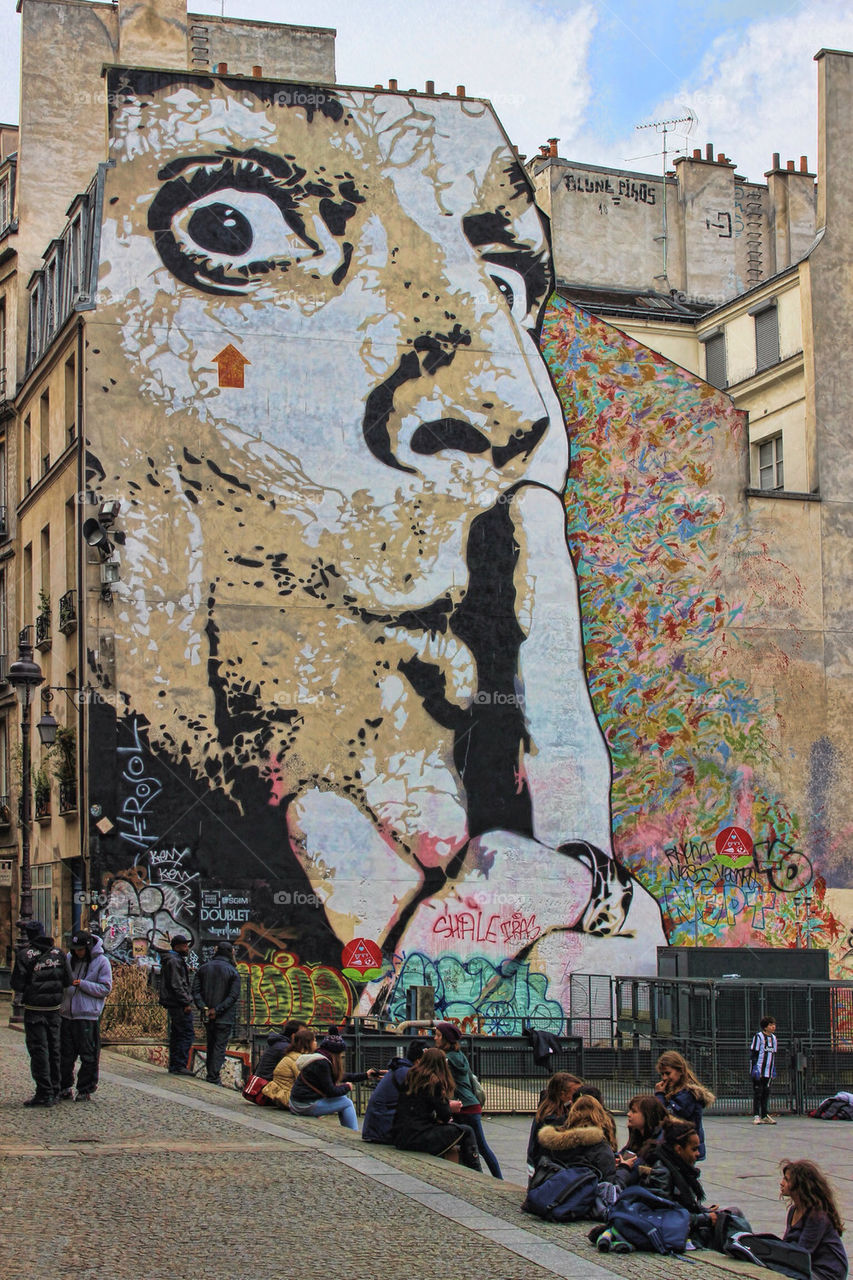 Paris street art, Pompidou Centre