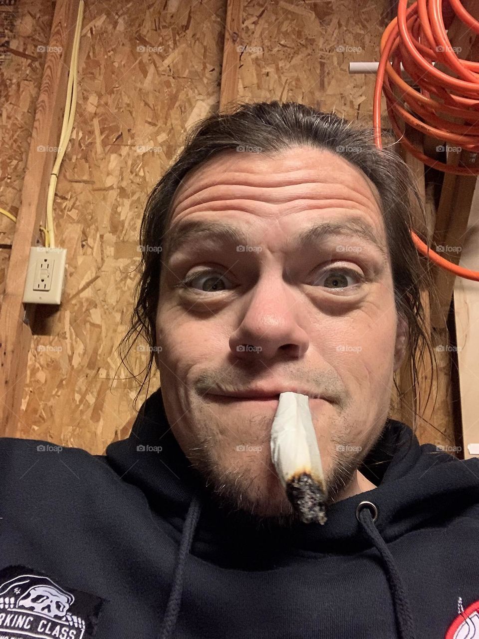 huge joint
spliff
stonedidly
man with a very large joint