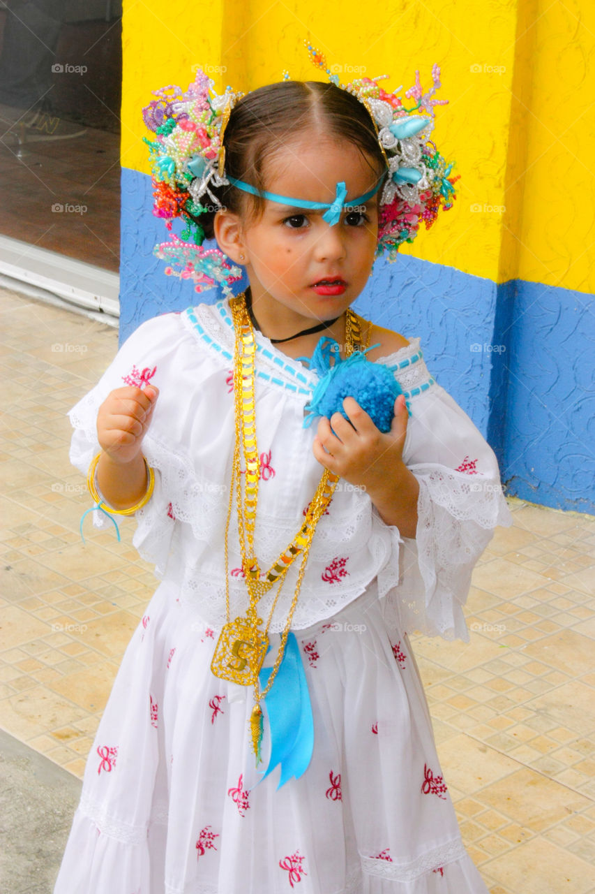 Child tipic of Panamá