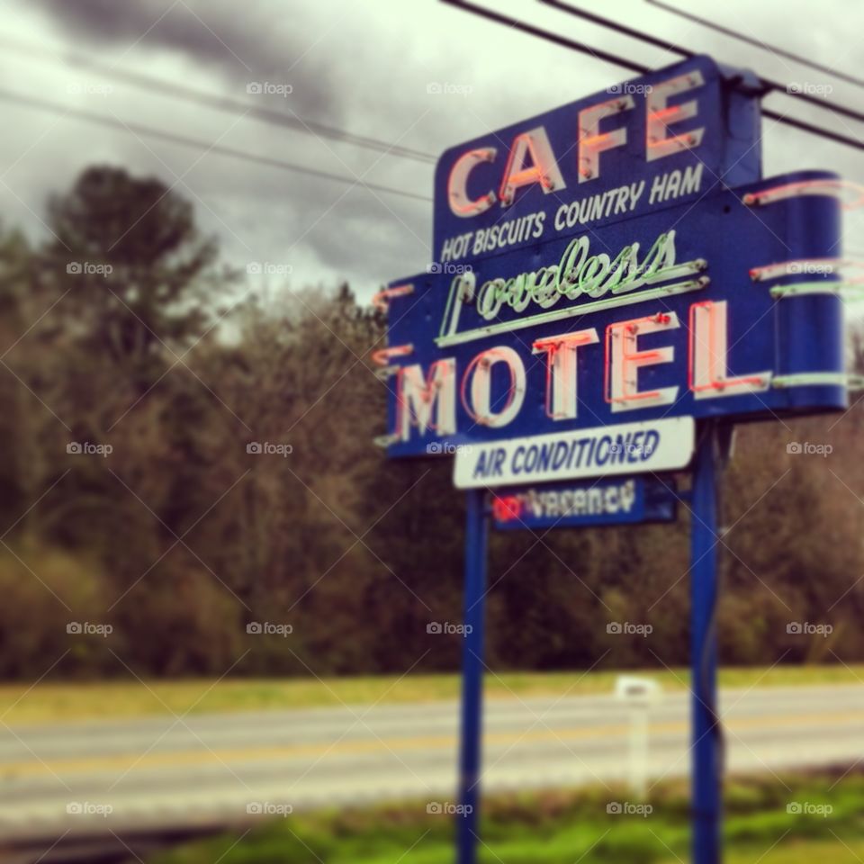 Café Loveless sign. This was the first visit I'd made to this historic location since moving to Tennessee. 