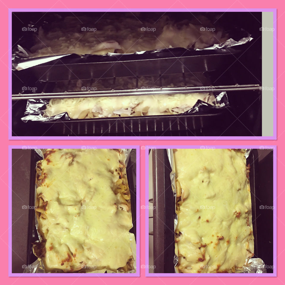 Family chicken pasta bake with melted cheese! (c)