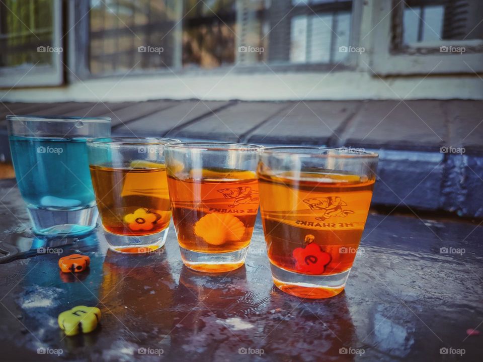 Blue and Yellow food colouring