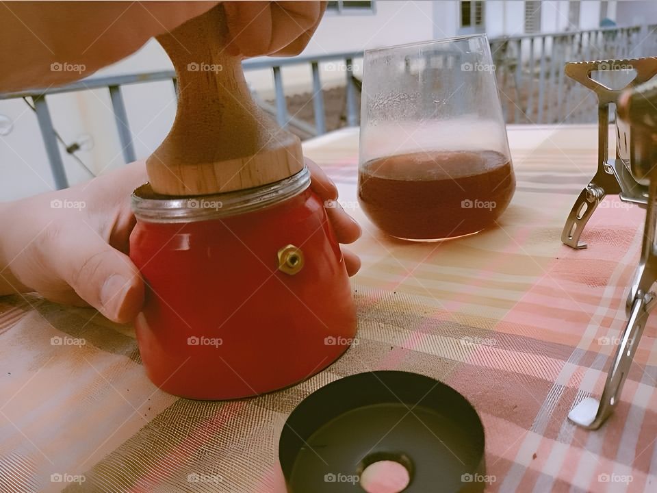 make a coffee by hand