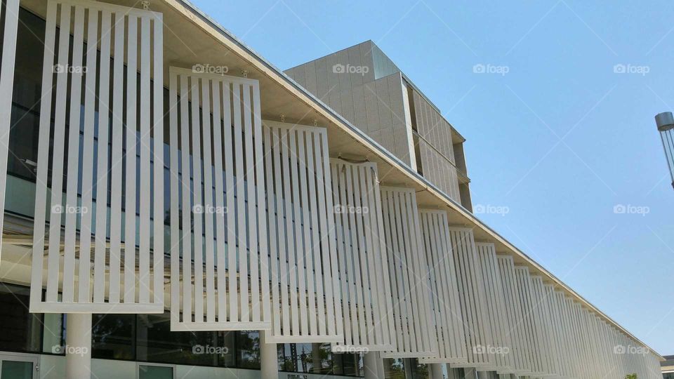 Exterior drapery grating