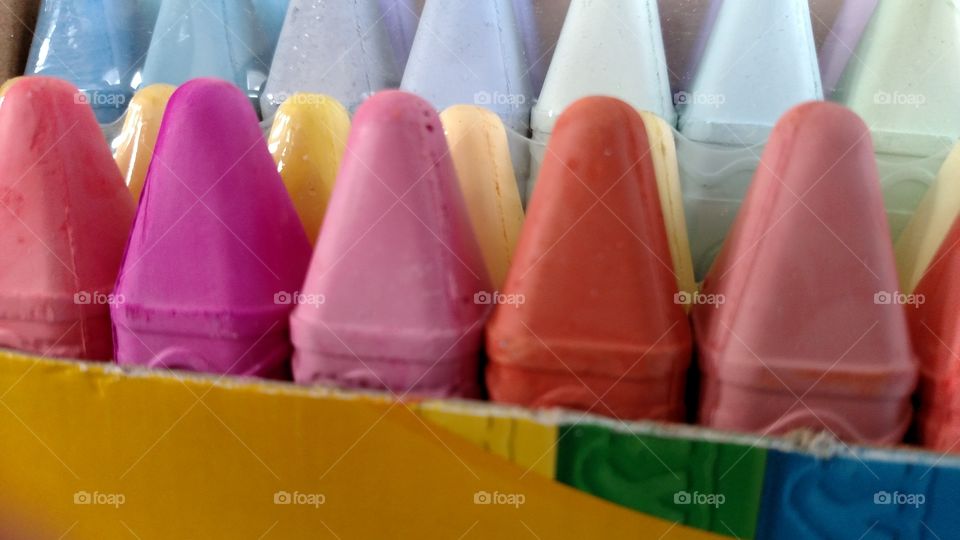 sidewalk chalk crayons in box