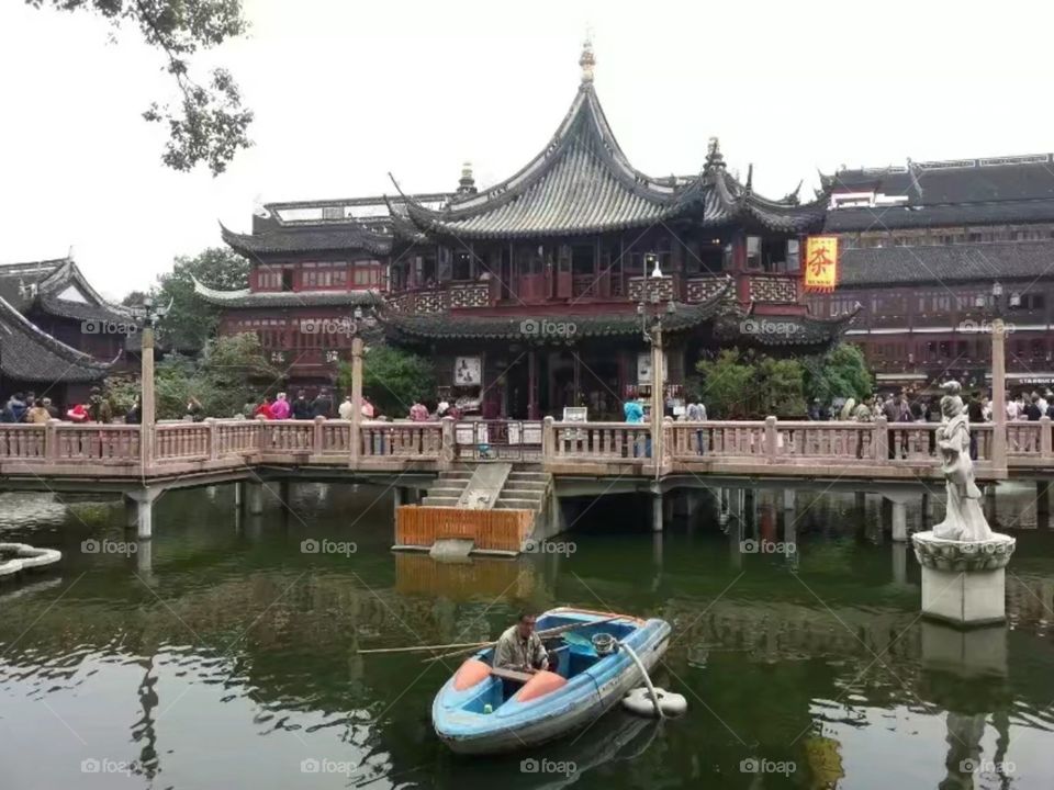 Architectural scenery