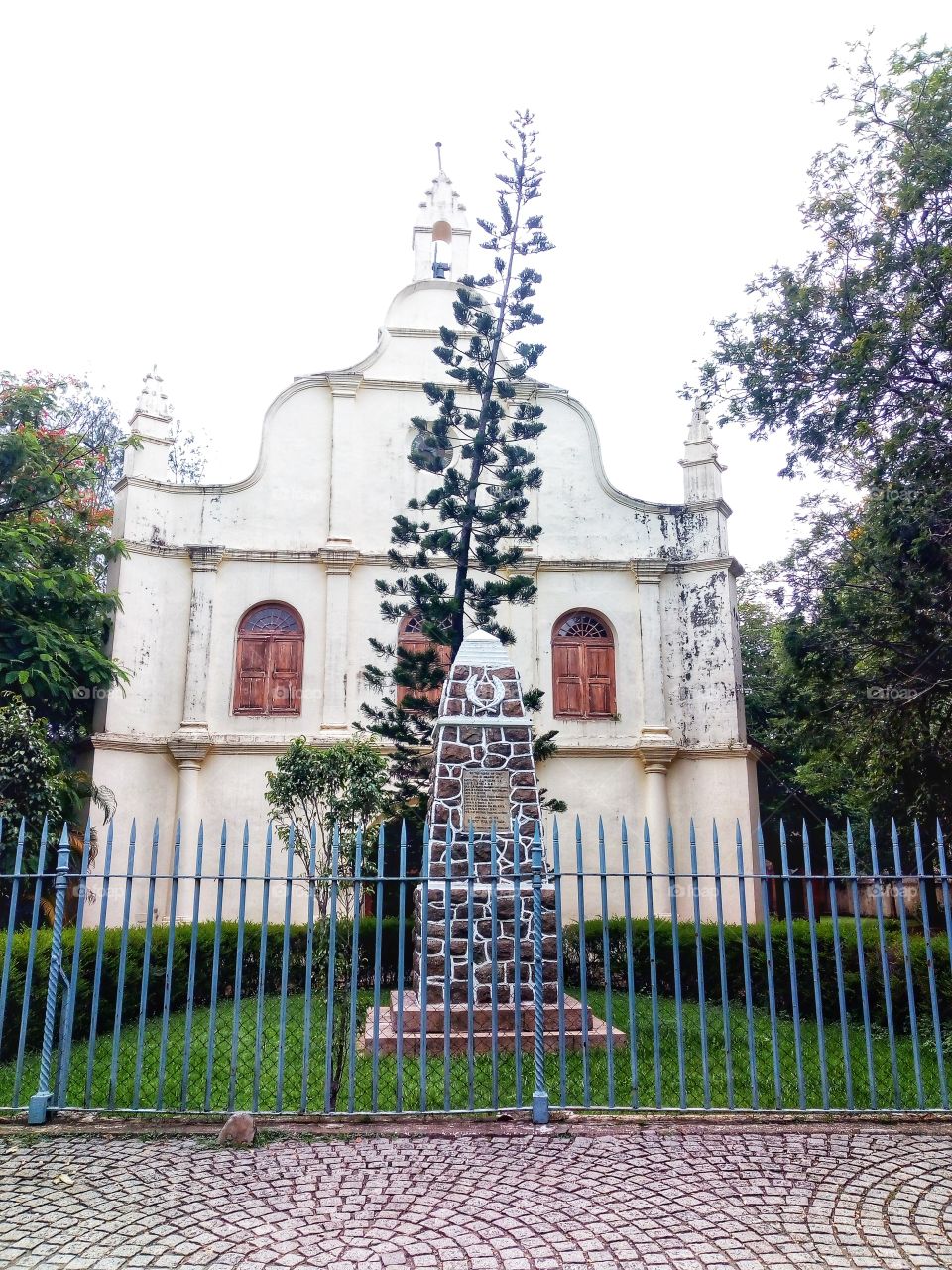 St. Francis Church,in Fort Kochi(Fort Cochin),Kochi,originally built in1503,is one of the oldest European churches in India and has great historical significance as a mute witness to the European colonial struggle in the subcontinent.fortkochi.Kerala
