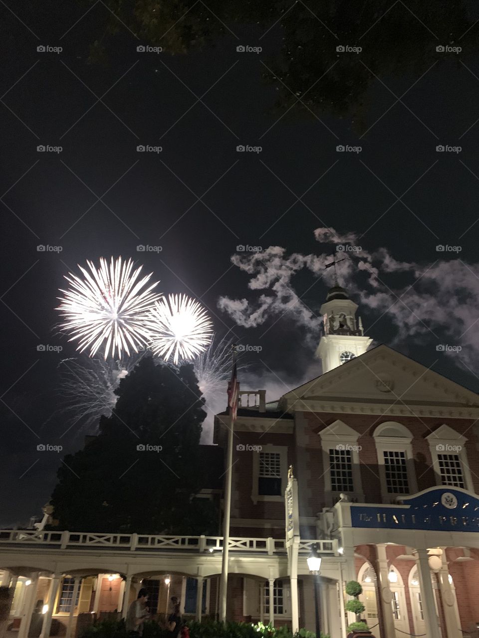 #day126 Everyday WDW Orlando Florida. I have been lost on Disney Properties consecutively since 4/3/19 You can find my encounter https://www.facebook.com/selsa.susanna or on IG selsa_susanna Disney’s Magic Kingdom 8-6-19 Tuesday