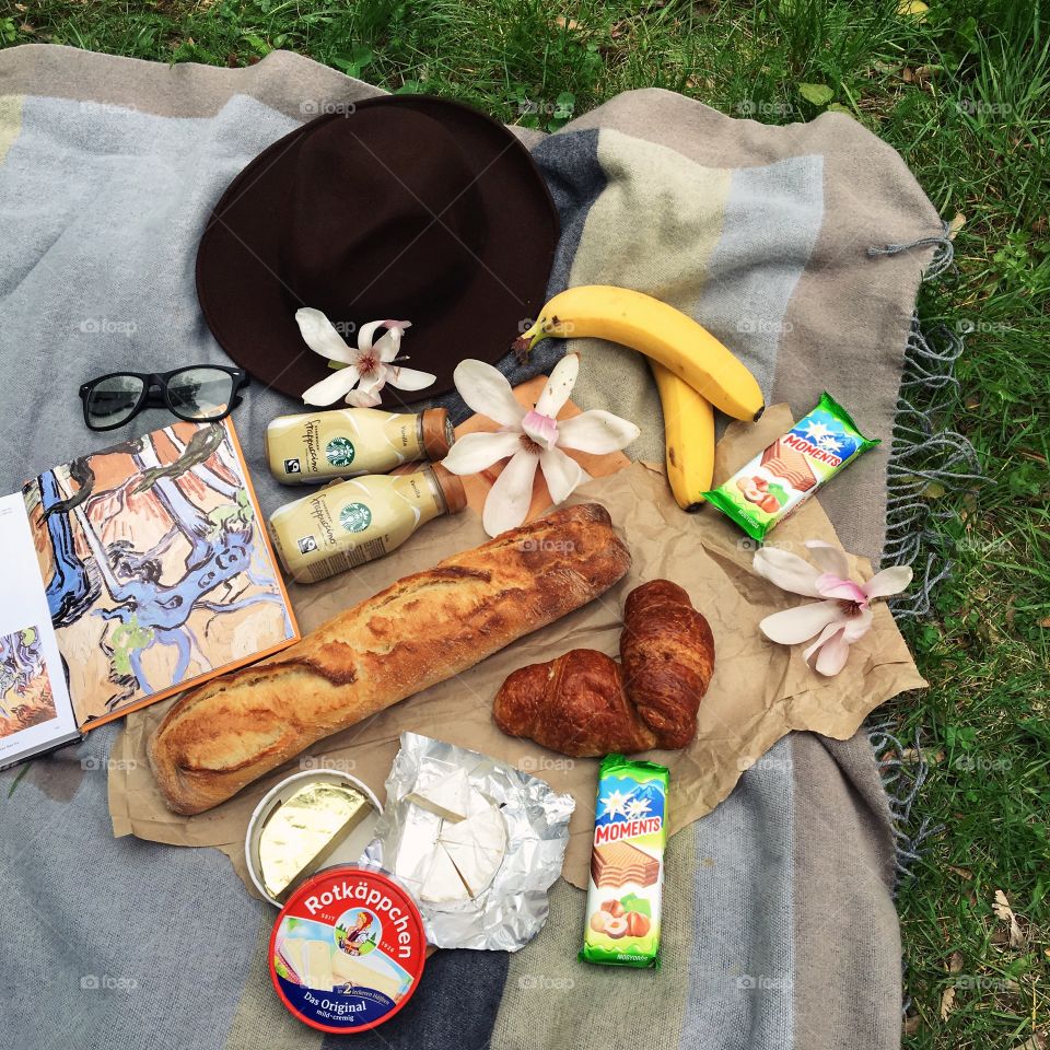 Picnic outside 