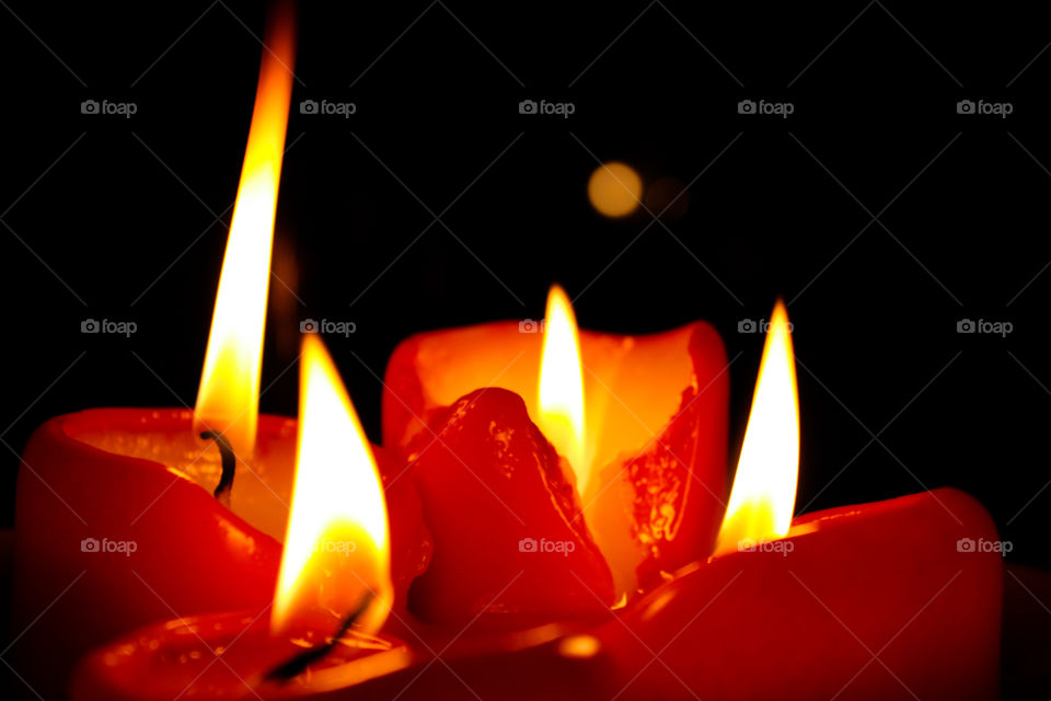 Advent, Advent, vier Lichtlein brennen