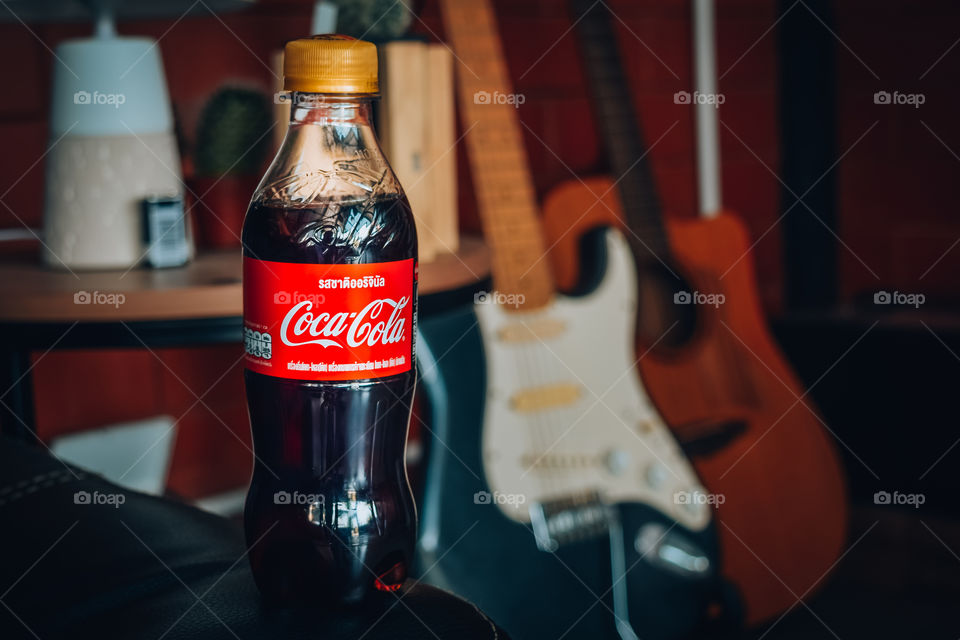 Coke with music