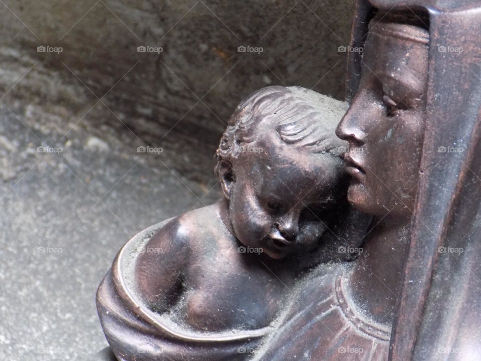 Statue of Mary and Lord Jesus