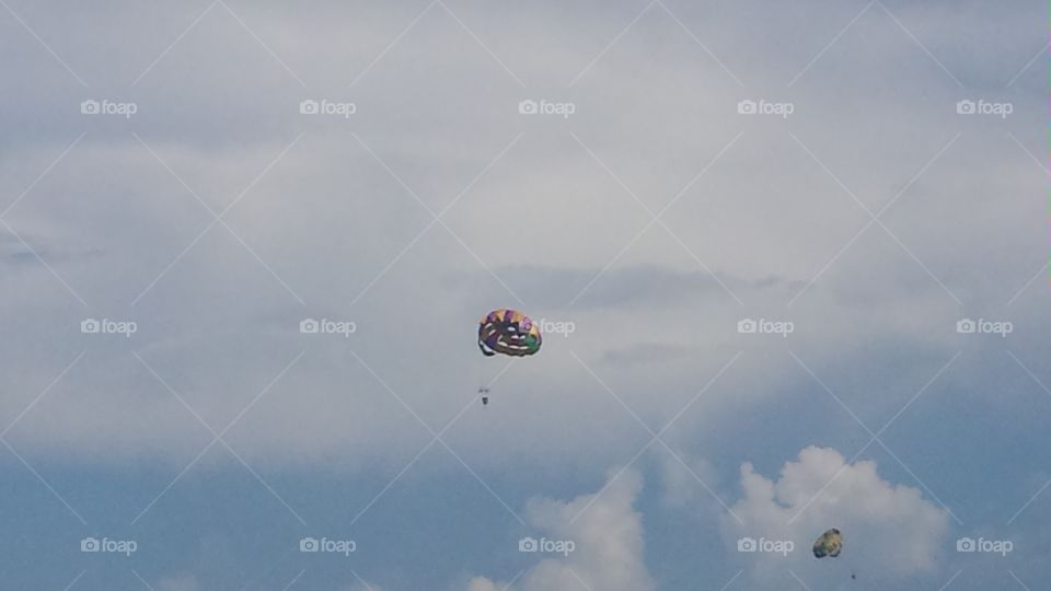 flying in the sky. parasailing in siesta