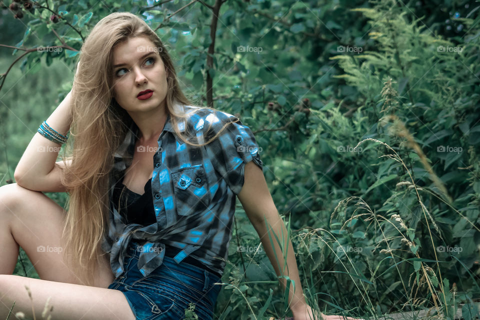 A girl with blond hair in a plaid shirt and short denim shorts on a background of trees and nature
Girl, woman, people, blonde, blonde hair, checkered shirt, shorts shorts, denim shorts, forest, nature, trees, grass, feelings, emotions, tenderness, love, lifestyle, lifestyle, recreation