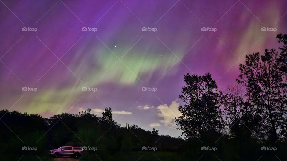 Ford pick-up and the northern lights