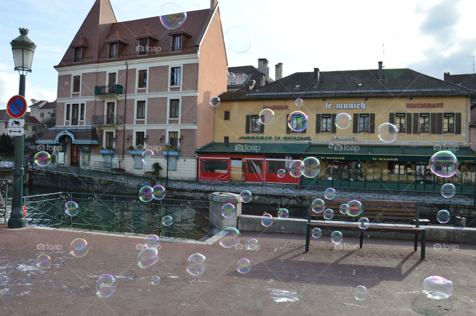 Bubbles in Annecy (France)