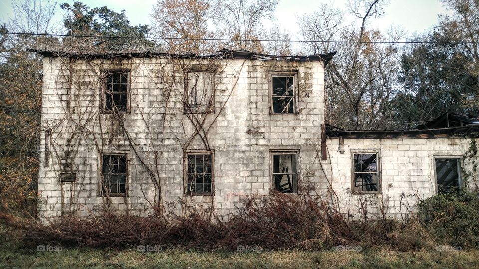 spooky abandoned building