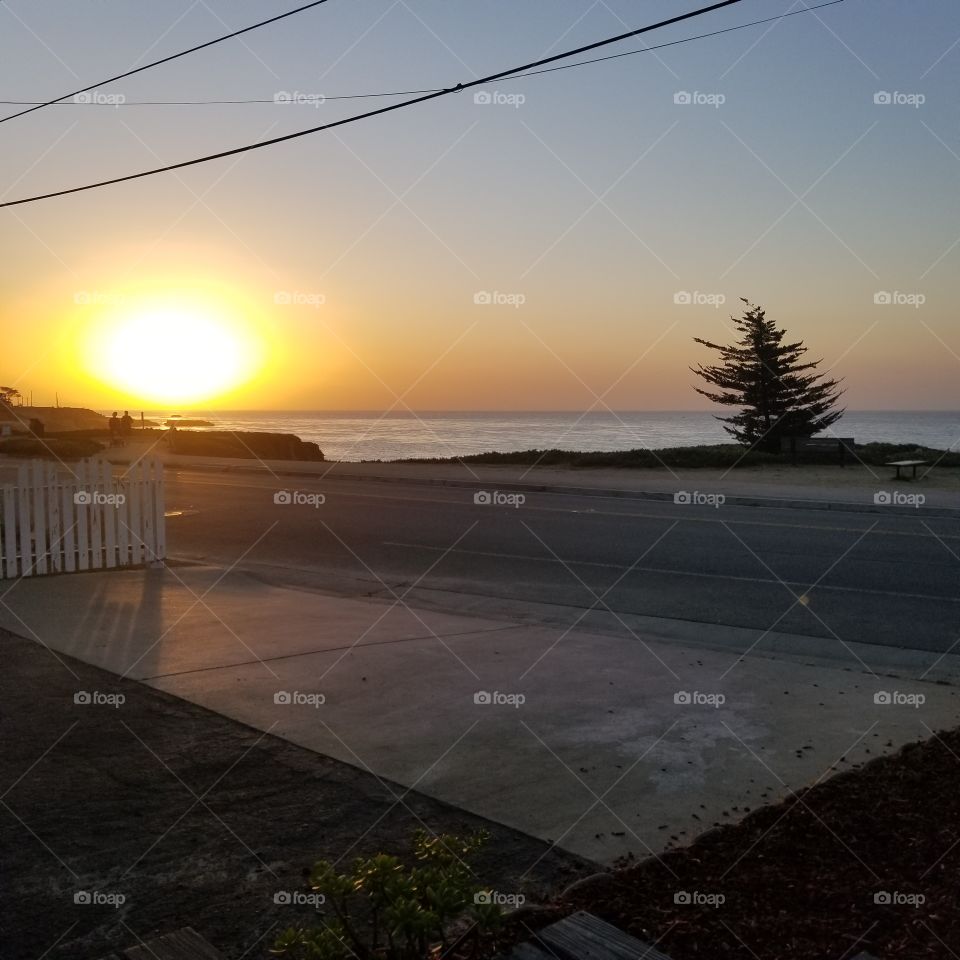 sunrise in santa cruz. a wonderful view to drink my morning coffee to.