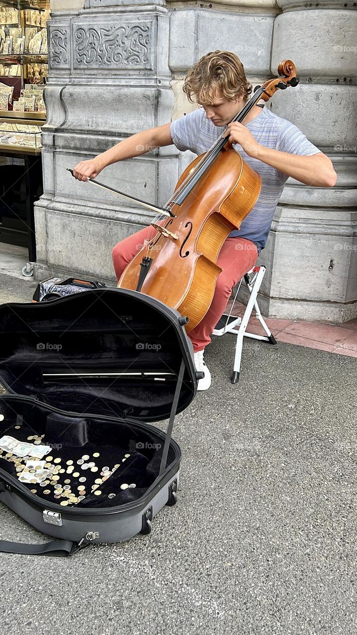 Playing viola in the street 
