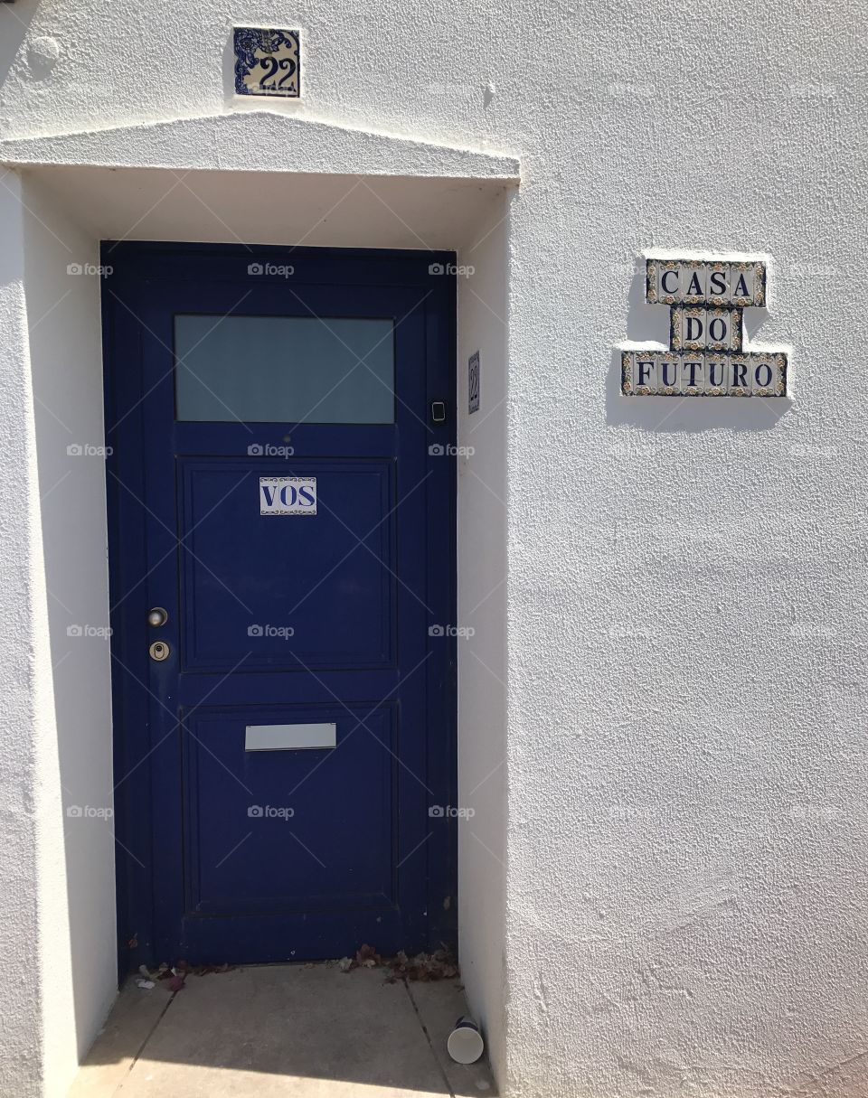 Welcome to the house of the future. Beautiful entry on a quaint street of Albufeira, Portugal. Doors are an obsession of mine as they are the first impression to a home.