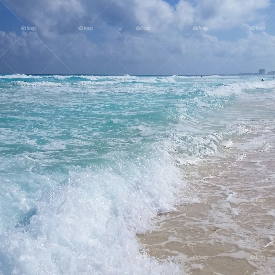 Peace of Waves. Taken at the Paradisus Cancun in Mexico