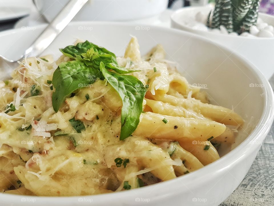 truffled crab carbonara