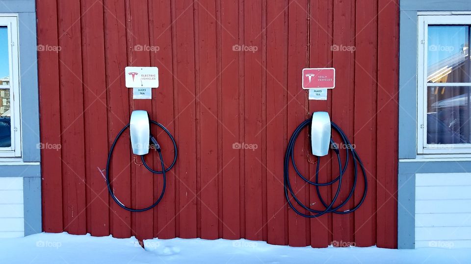 Tesla's charging station