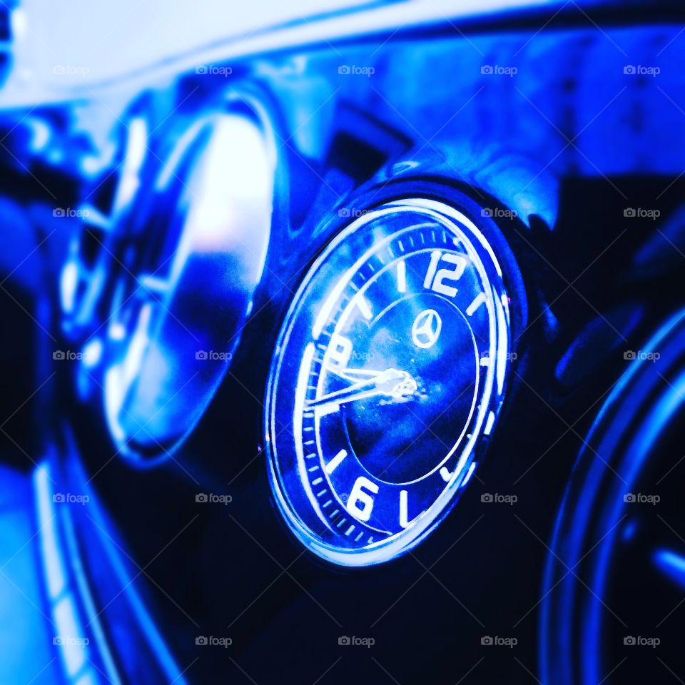 Car clock
