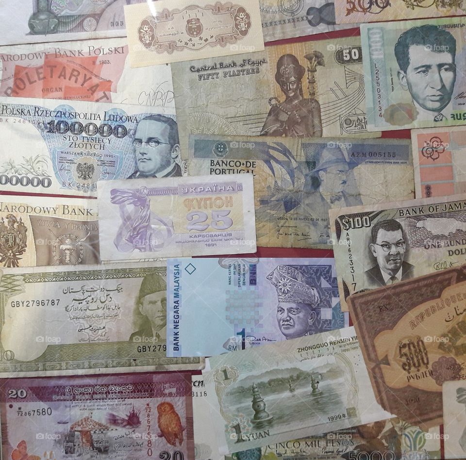 Banknotes of different countries