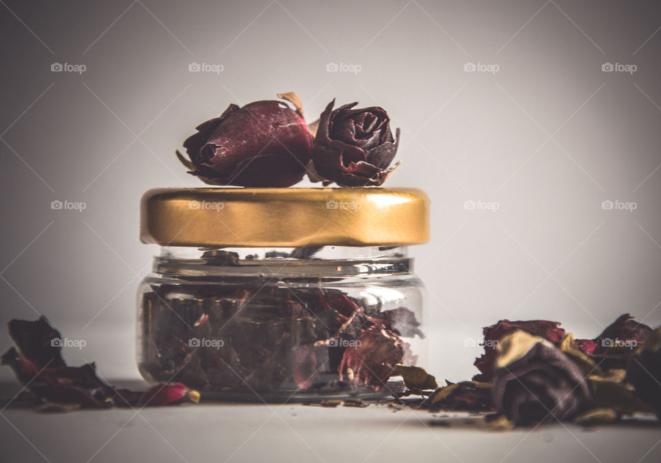Dry rose petals in the jar