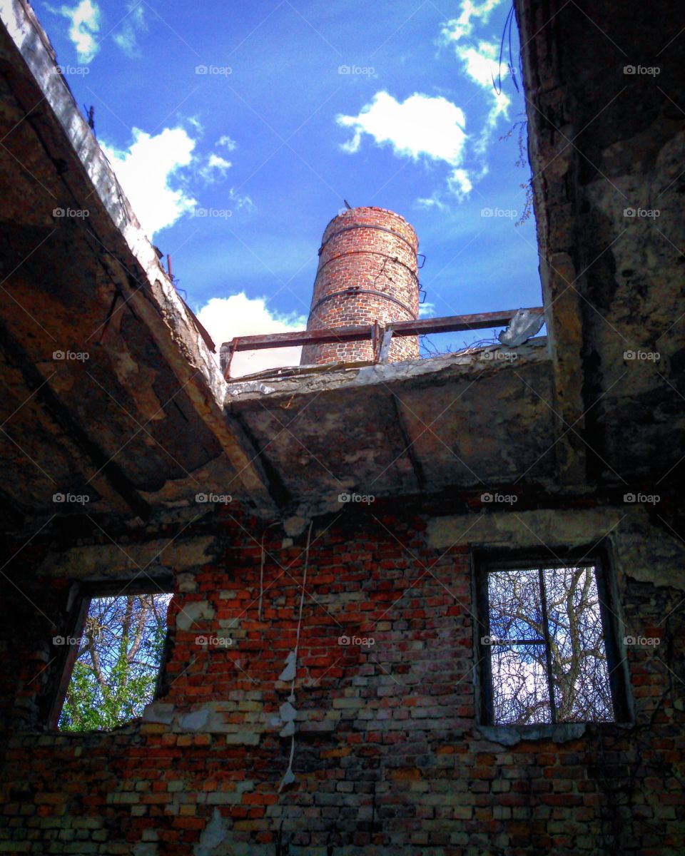 Время уходит, а небо вечно