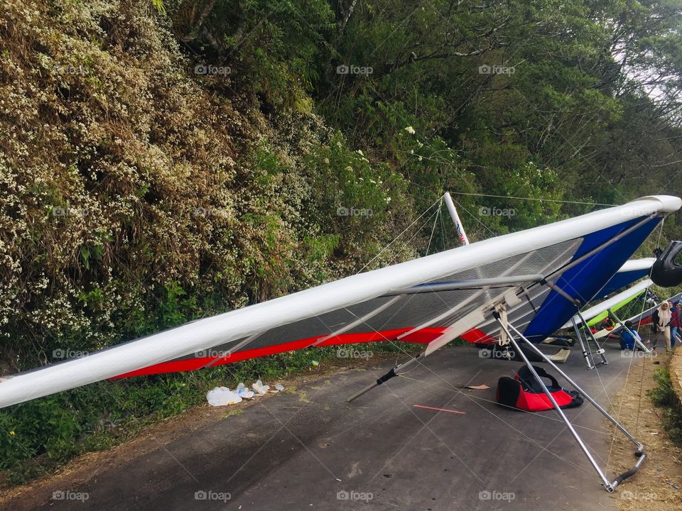 Hang gliding 