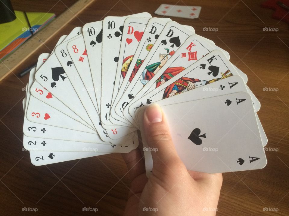 Playing card

