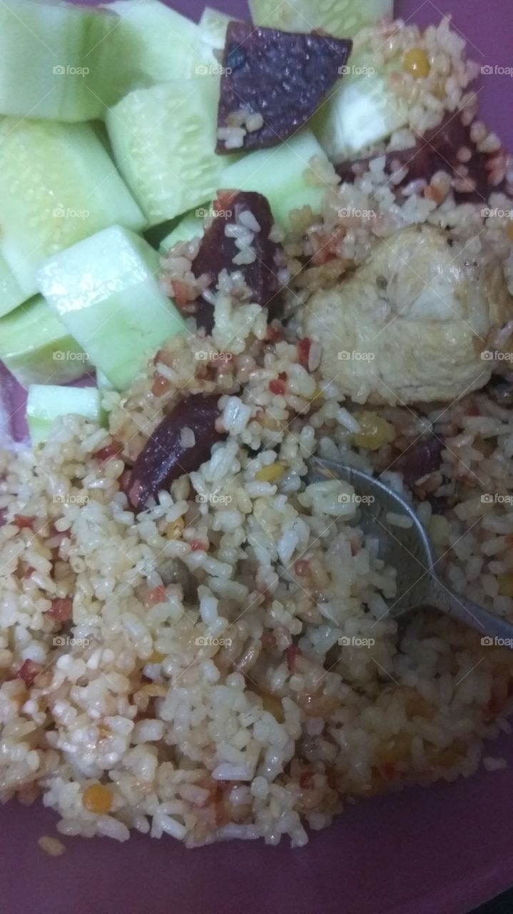 chicken rice with cucumber