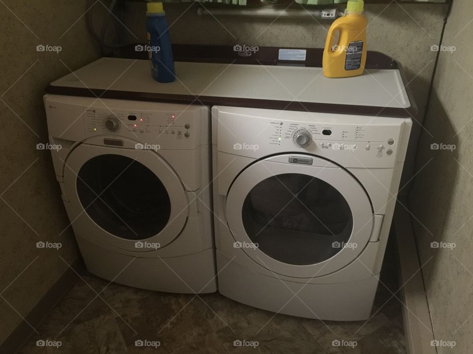 Washer dryer 